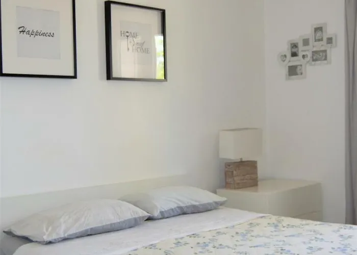 Garden וילה סירקוזה